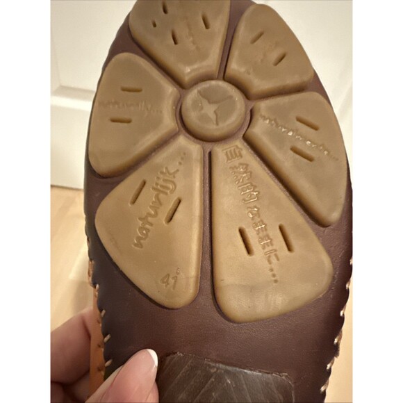 Pikolinos Brown Leather Cut Out Floral Pump Heel Shoes Women’s Sz 41EU/10.5M US - Picture 8 of 9